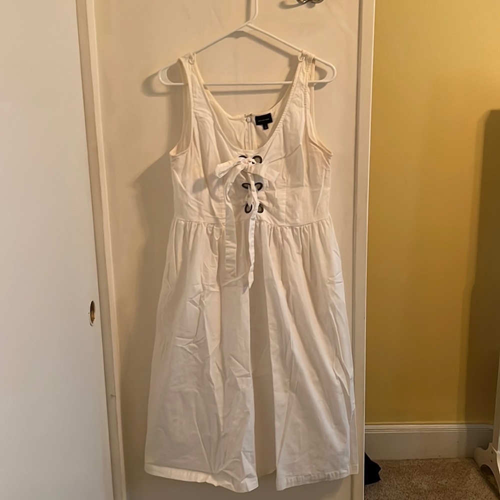 White Sleeveless Dress with Lace-Up Detail